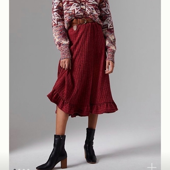 - NWT Burgundy Heather Anthropologie Pauline Ruffled Knit MIDI Skirt Maroon - Picture 1 of 12